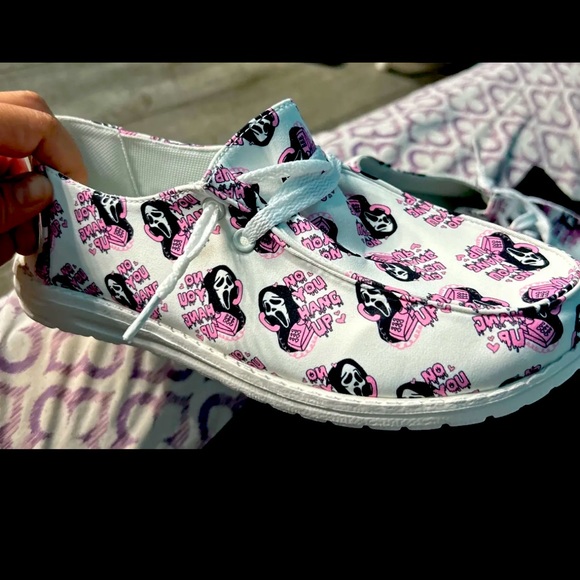 👻 Ghost face shoes - Picture 1 of 2